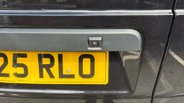 Ford Transit Connect 250 L2 Petrol 1.5 EcoBoost PHEV 150 Active FlexCab Van Auto